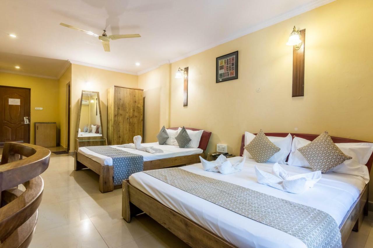 Dona Julia Beach Resort Calangute Exterior photo