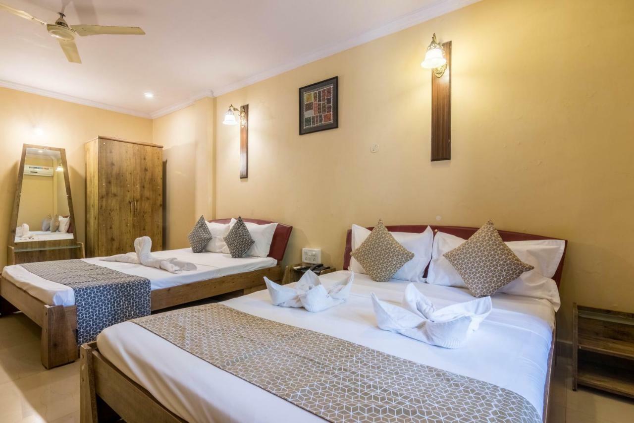 Dona Julia Beach Resort Calangute Exterior photo