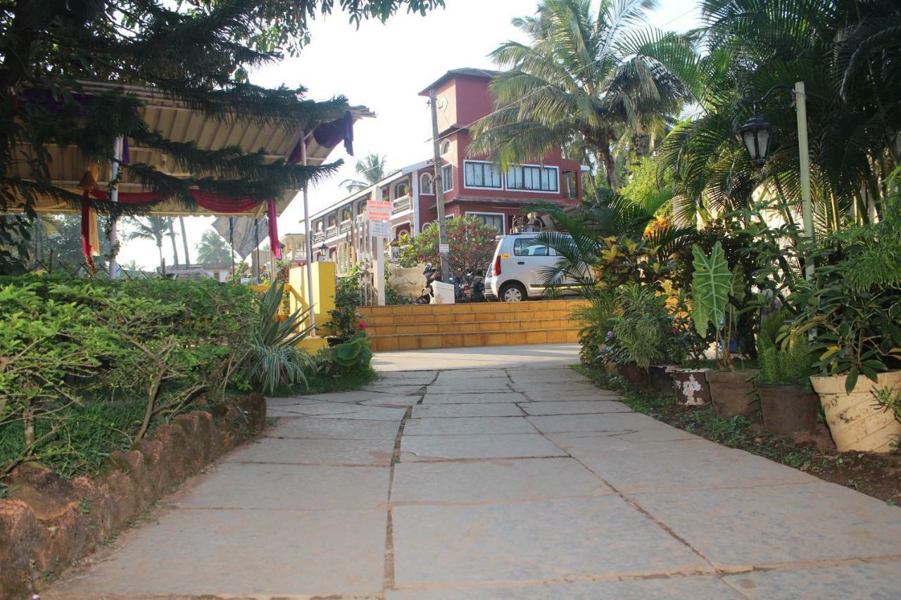 Dona Julia Beach Resort Calangute Exterior photo