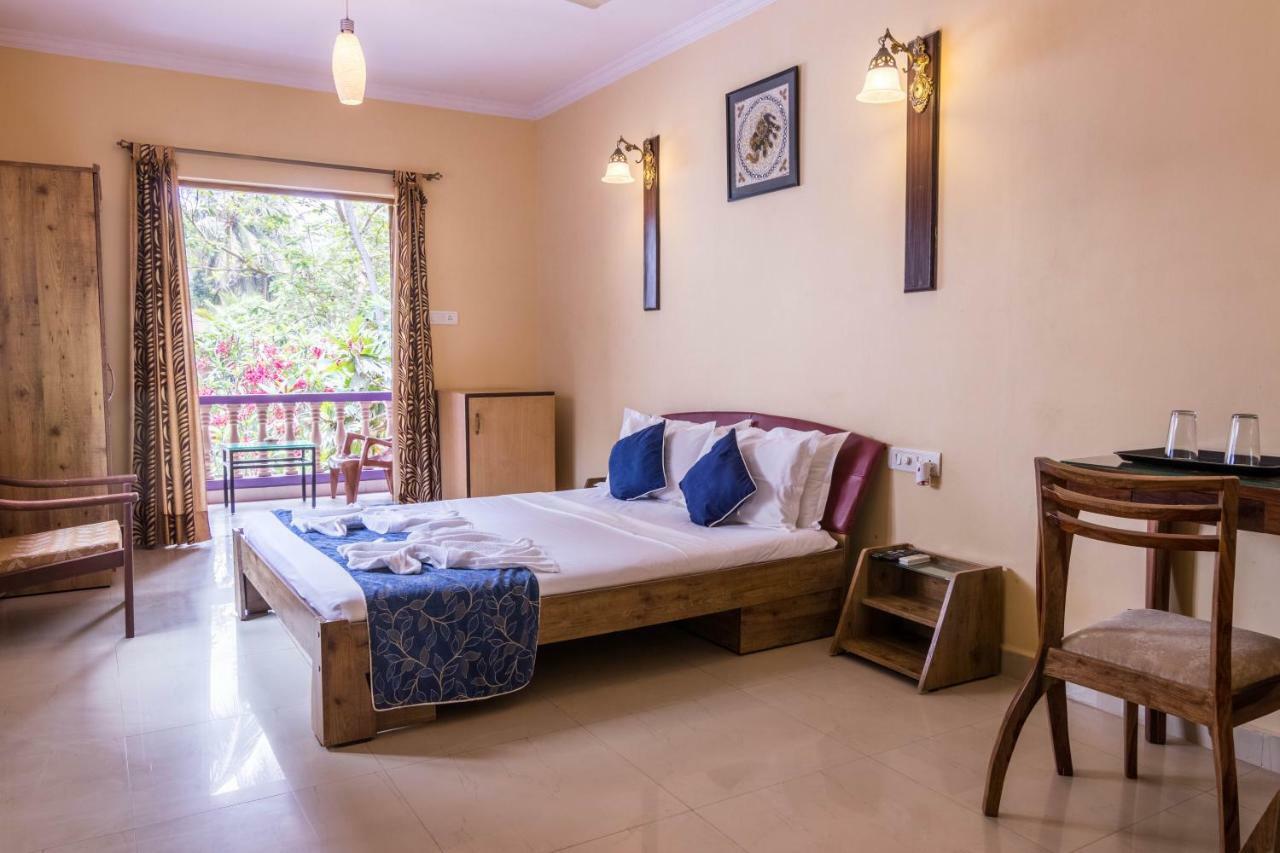 Dona Julia Beach Resort Calangute Exterior photo